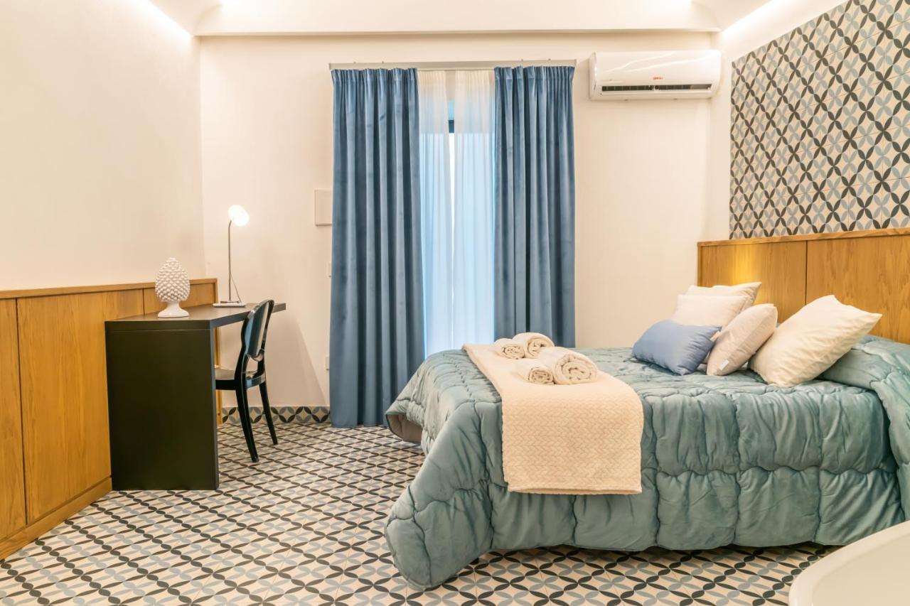 Community Rooms & Wine Фавара Экстерьер фото