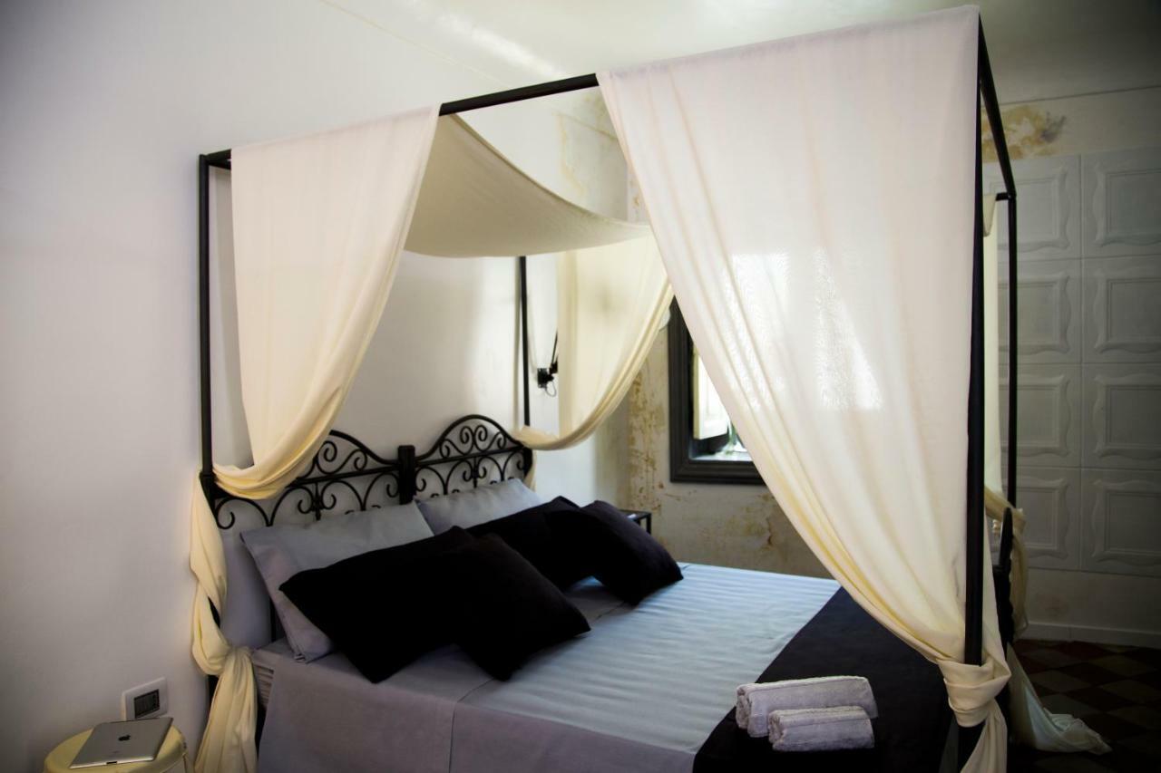 Community Rooms & Wine Фавара Экстерьер фото