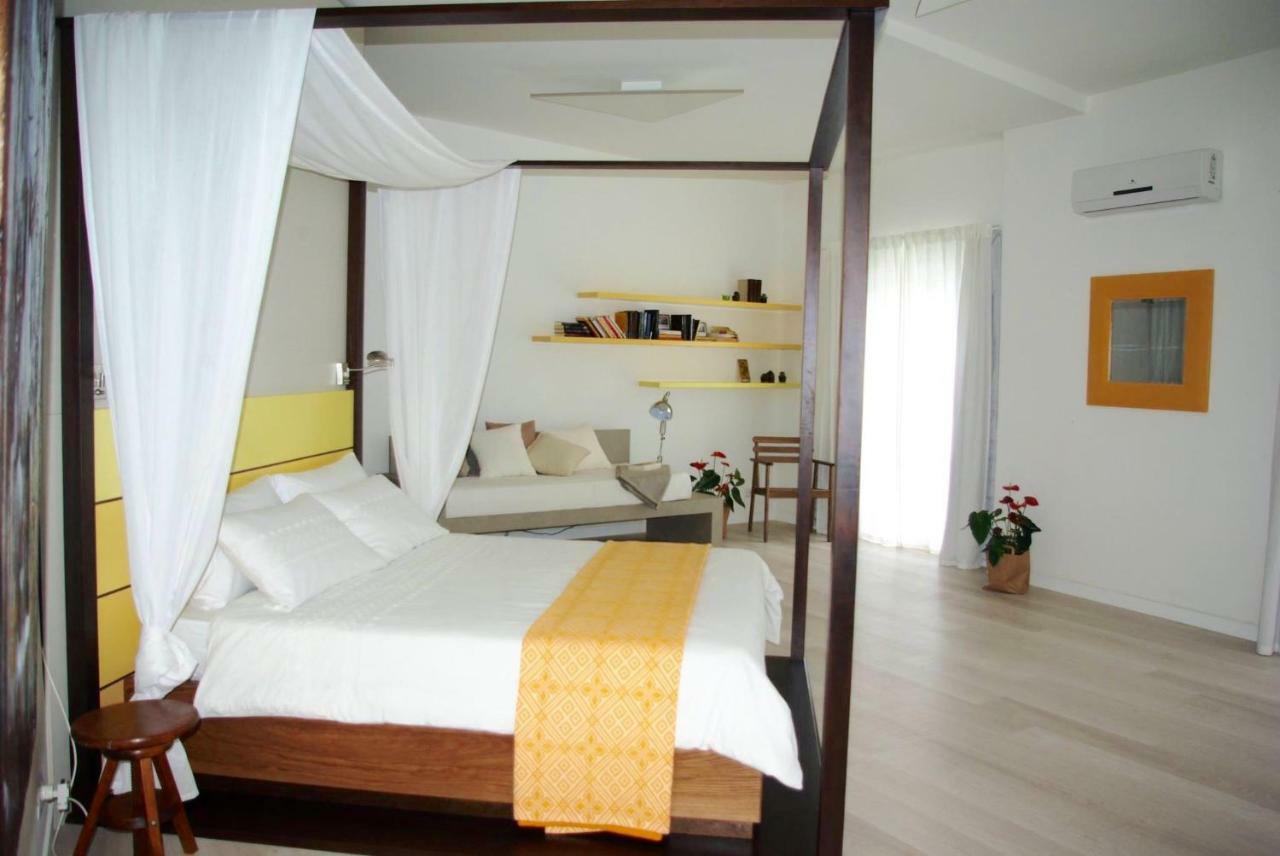 Community Rooms & Wine Фавара Экстерьер фото